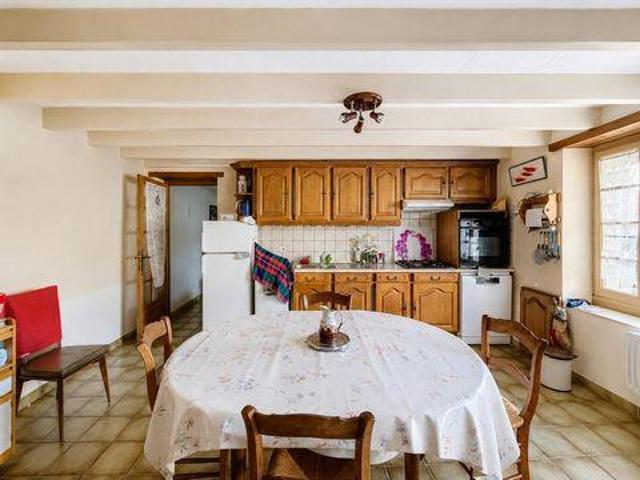 Villa 3 chambres, Cellefrouin Poitou 16260 DS102472854