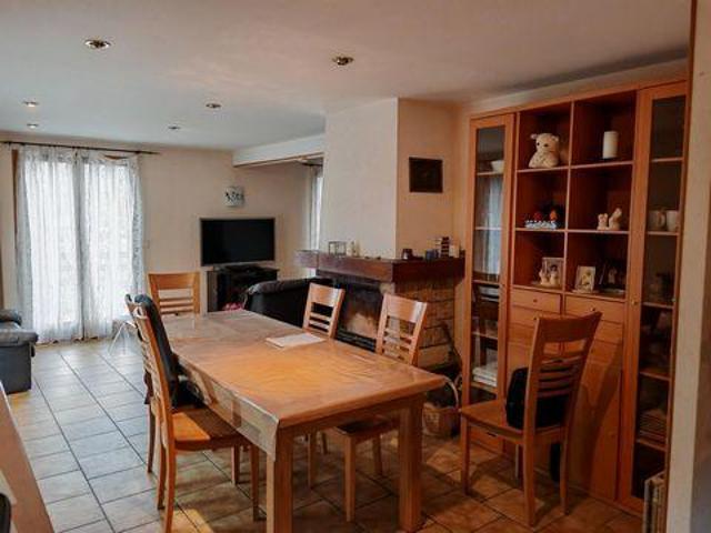 Villa 3 chambres, Cessy Rhône 01170 ES100737725