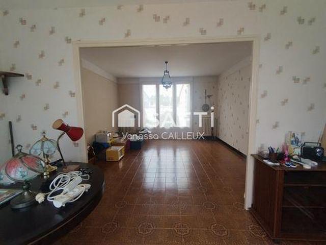 Villa 3 chambres, Charmes Picardie 02800 DS103156275