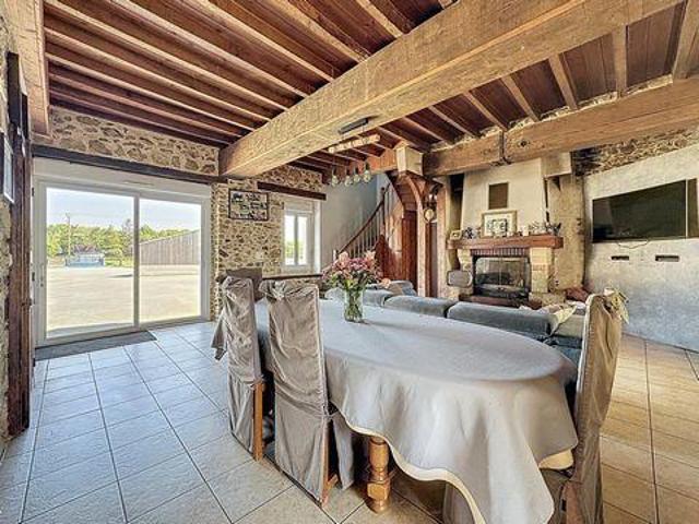 Villa 3 chambres, Chateau Gontier Sur Mayenne Pays de la Loire 53200 ES100130562