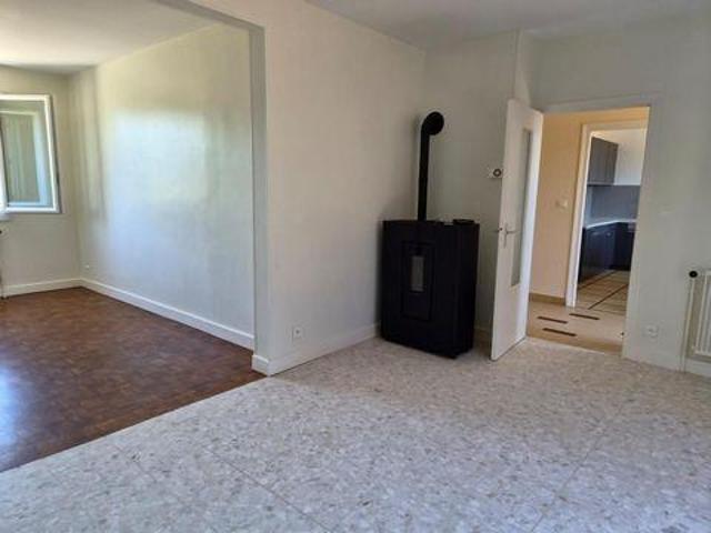 Villa 3 chambres, Chouvigny Auvergne 03450 DS104260154