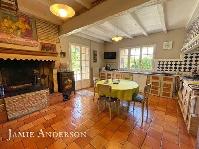 Villa 3 chambres, Coubeyrac Aquitaine 33890 ES96312346
