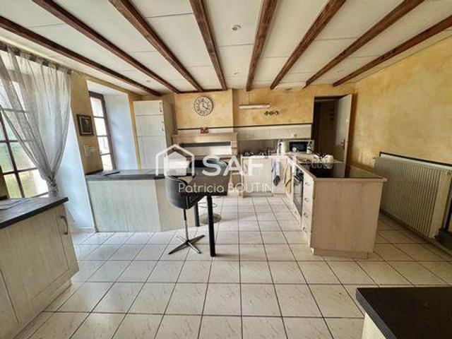 Villa 3 chambres, Coulonges Poitou 79160 DS98762451