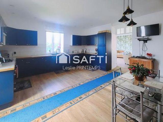 Villa 3 chambres, Coulonges Poitou 79160 DS99314078