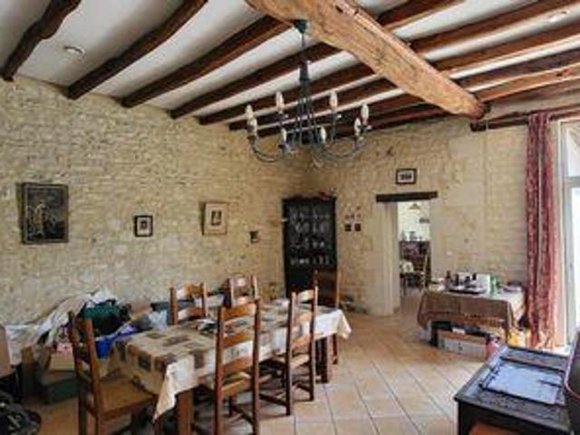 Villa 3 chambres, Coussay Poitou 86270 DS99984383