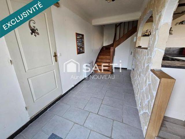 Villa 3 chambres, Ebreuil Auvergne 03450 DS100454574