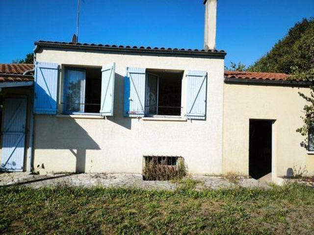 Villa 3 chambres, Fleac Poitou 17800 DS105413028