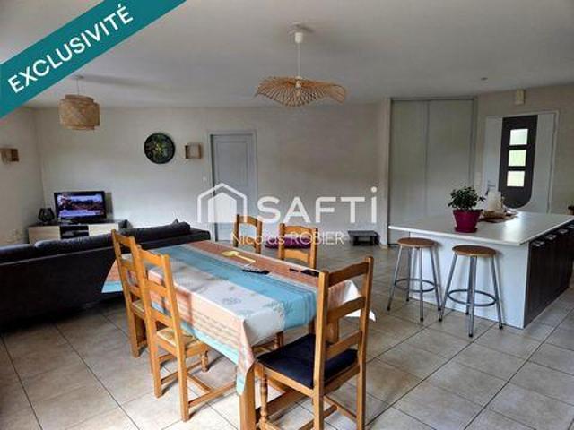 Villa 3 chambres, Francois Poitou 79260 DS102581883