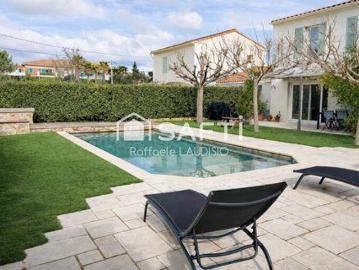 Coeur de ville Fréjus, Centre de Saint-Raphaël