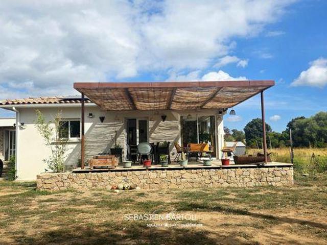 Villa 3 chambres, Ghisonaccia Corse 20240 ES106202806