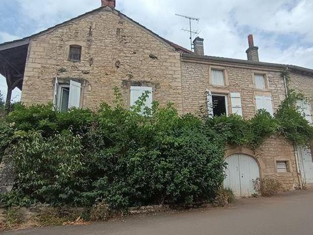 Villa 3 chambres, Lugny Bourgogne 71260 DLS104006320
