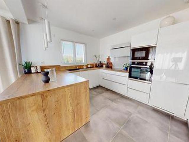 Villa 3 chambres, L' Isle Rhône 38080 DS102310878