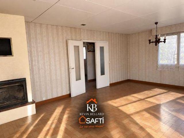 Villa 3 chambres, La Rochefoucauld Poitou 16110 DLS96889673