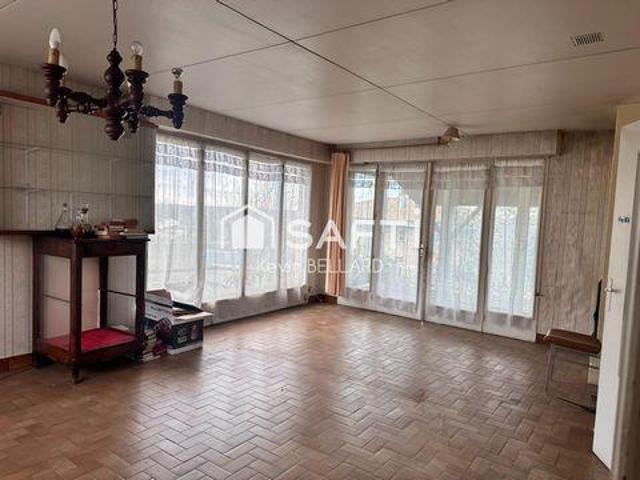 Villa 3 chambres, La Rochefoucauld Poitou 16110 ES96889673