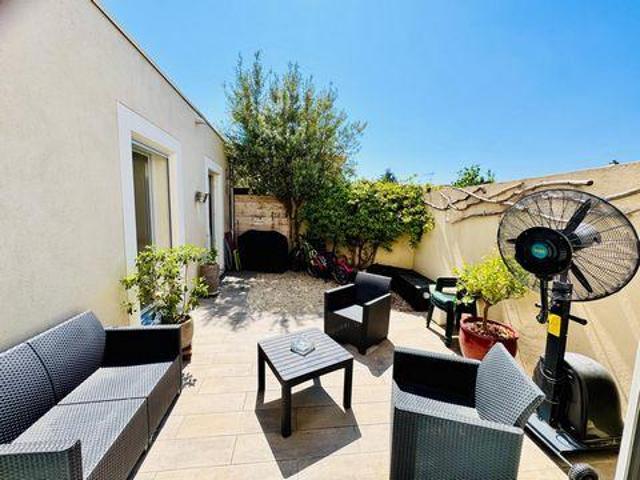 Villa 3 chambres, La Tour Provence 84240 DS102440134