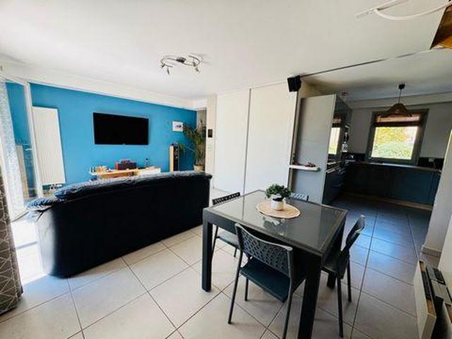 Villa 3 chambres, La Tour Provence 84240 ES102440134