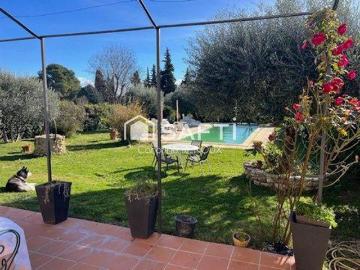 Villa 3 chambres, Lauris Provence 84360 ES100614027