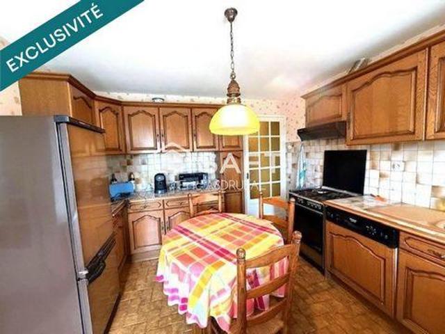 Villa 3 chambres, Le Buisson Aquitaine 24480 DS103183029