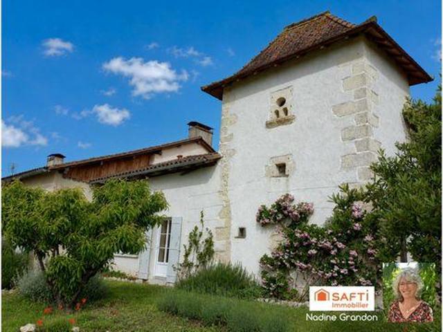 Villa 3 chambres, Les Essards Poitou 16210 DLS102581911