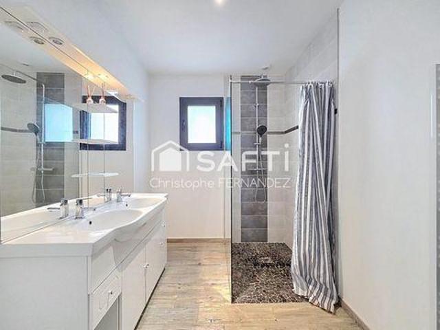 Villa 3 chambres, Lesparre Aquitaine 33340 ES105656162
