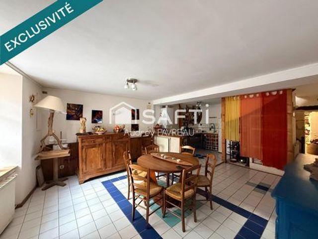 Villa 3 chambres, Parthenay Poitou 79200 DS104006369