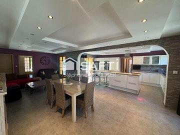 Villa 3 chambres, Ruoms Rhône 07120 ES102773528