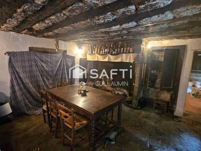 Villa 3 chambres, Saint Auvergne 63230 DS100780194