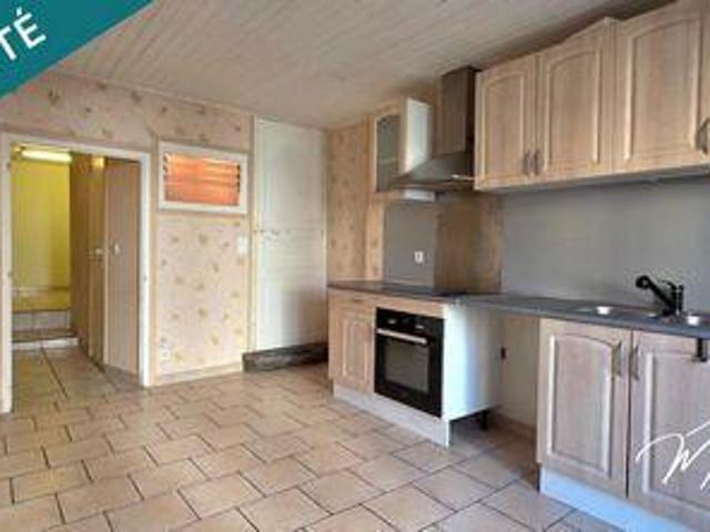 Villa 3 chambres, Saint Auvergne 63340 DS100539172