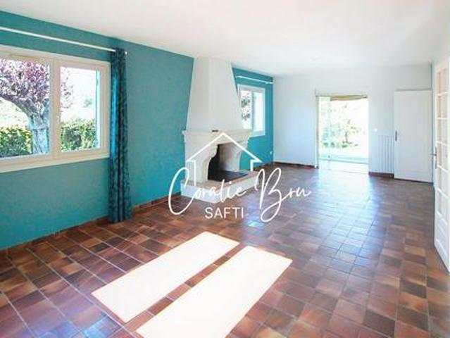Villa 3 chambres, Saint Aquitaine 33240 DS104897389