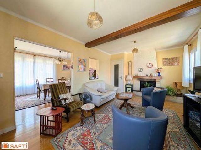 Villa 3 chambres, Saint Franche 39150 DLS104976748