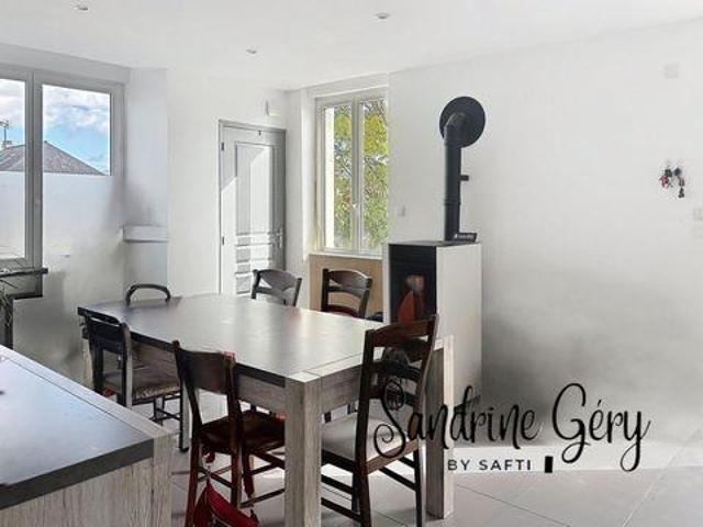 Villa 3 chambres, Saint Pays de la Loire 53390 DS101167284