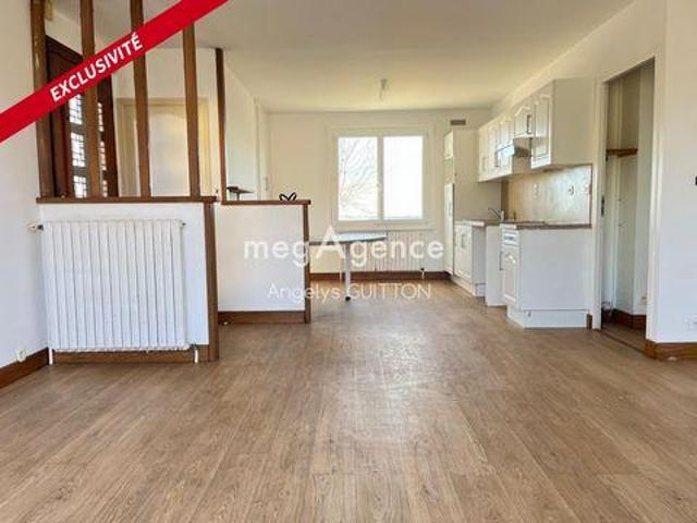 Villa 3 chambres, Saint Pays de la Loire 72600 ES100425273