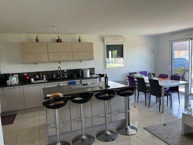 Villa 3 chambres, Saint Pays de la Loire 72130 ES102957185