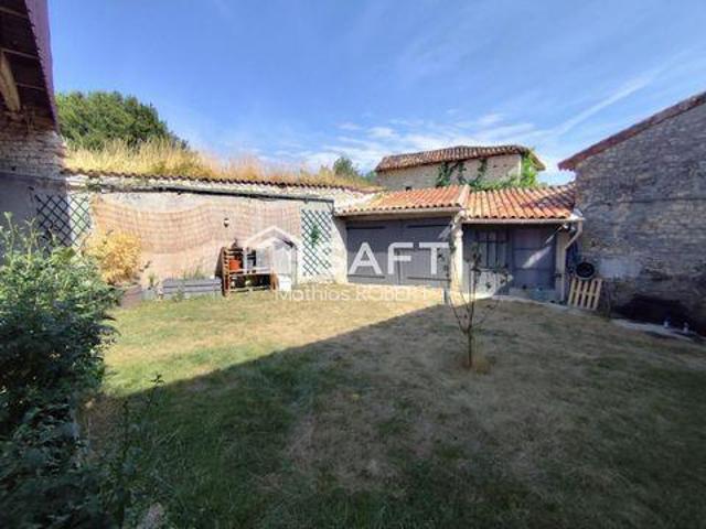 Villa 3 chambres, Saint Poitou 16330 DS105138668