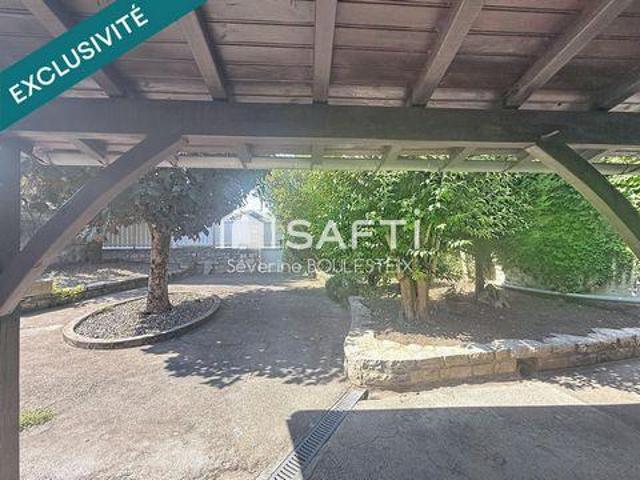 Villa 3 chambres, Saint Poitou 16720 ES105253507