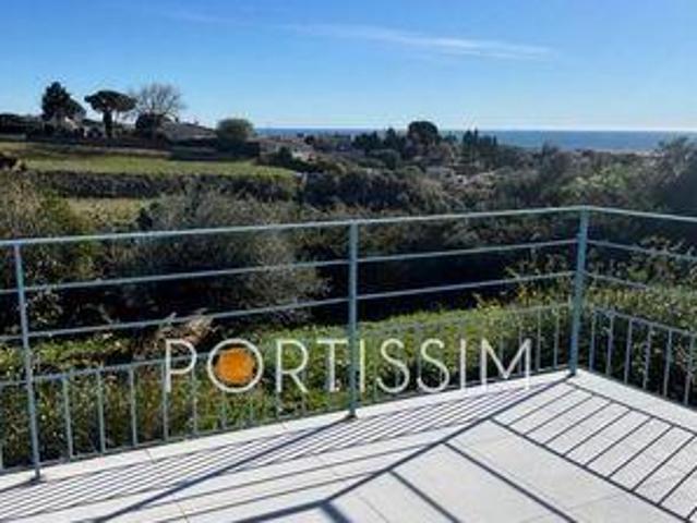 Villa 3 chambres, Saint Provence 06700 DLS102920733