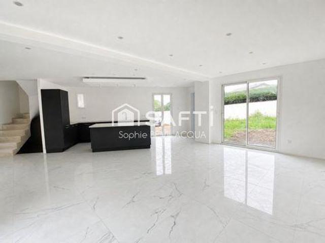 Villa 3 chambres, Saint Rhône 69270 ES105627102
