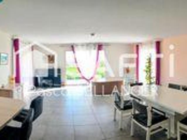 Villa 3 chambres, Sardon Auvergne 63260 ES99836631