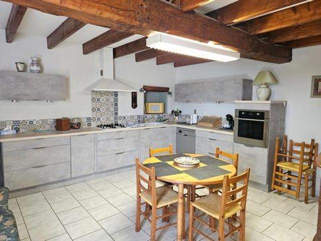 Villa 3 chambres, Thouars Poitou 79100 DS94122281