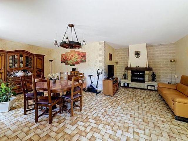Villa 3 chambres, Tignieu Rhône 38230 ES104404321