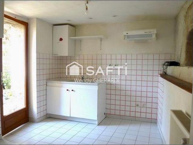 Villa 3 chambres, Velleches Poitou 86230 ES103342936