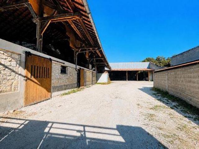 Villa 3 chambres, Vieux Champagne 08190 DS105039500