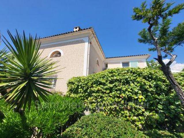 Villa 3 chambres, Villeneuve Provence 06270 DLS102920231