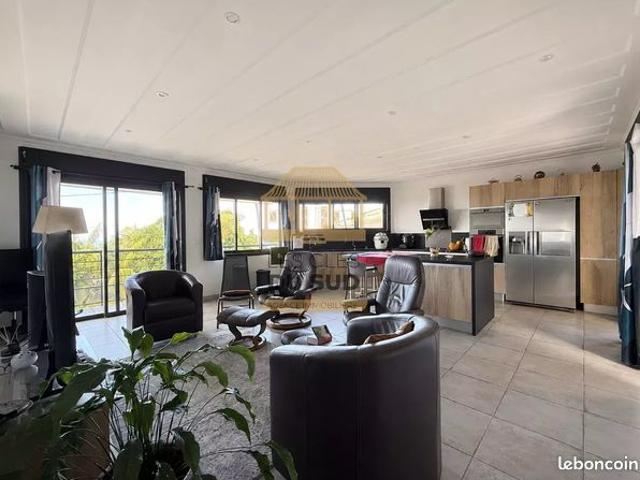 Villa 3 pièces 103 m²