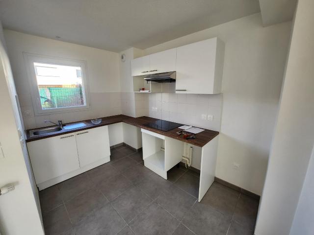 Villa T3 avec jardin et stationnements Saint Jory Allée des Peupliers