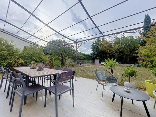 Villa T4, 87m2, jardin, VELAUX