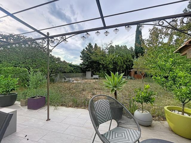 Villa T4, 87m2, jardin, VELAUX