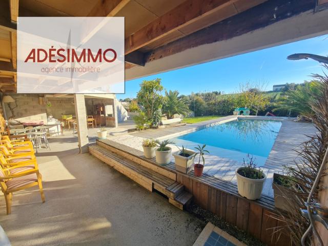 VILLA T5/T6 SUR 165M2 ENVI PISCINE GARAGE JARDIN