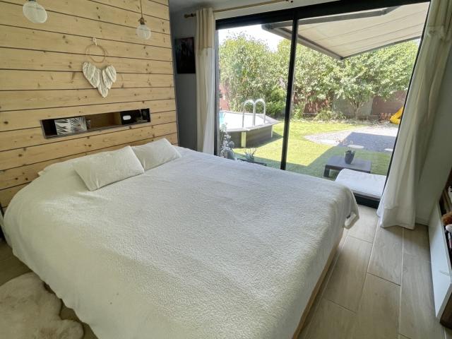 VILLA T6 DE PLAIN PIED AVEC PISCINE À 45 MINUTES DE MONTPELLIER ET DE BÉZIERS