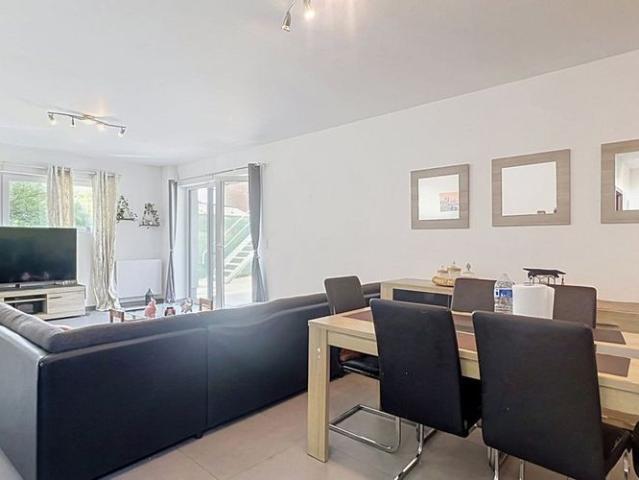 Villa te huur in Maisières voor € 1.300 met 3 slaapkamers